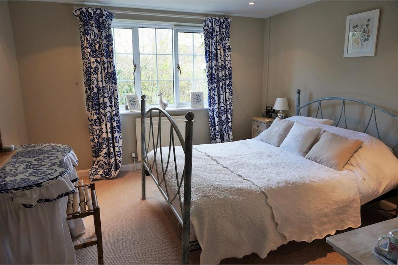 Entire Home, Child Okeford, Dorset - Sleeps 10 Blandford Forum Exterior foto